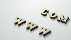 大量のURLからドメイン名やTOPページのパスを抽出